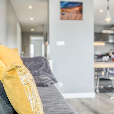 Le Park Apartment *